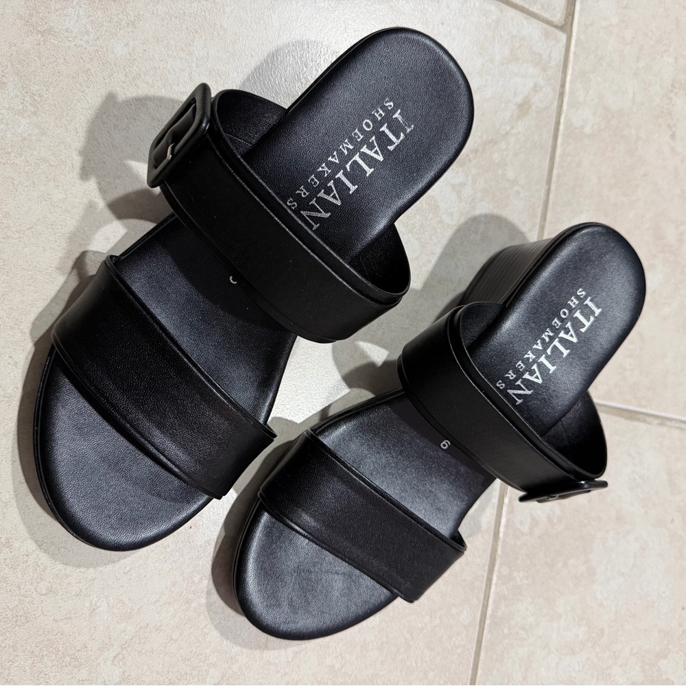 Italian Shoemakers Black Slide Sandals